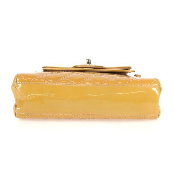 CHANEL Matelasse Chain Shoulder Bag - Picture 7 of 16